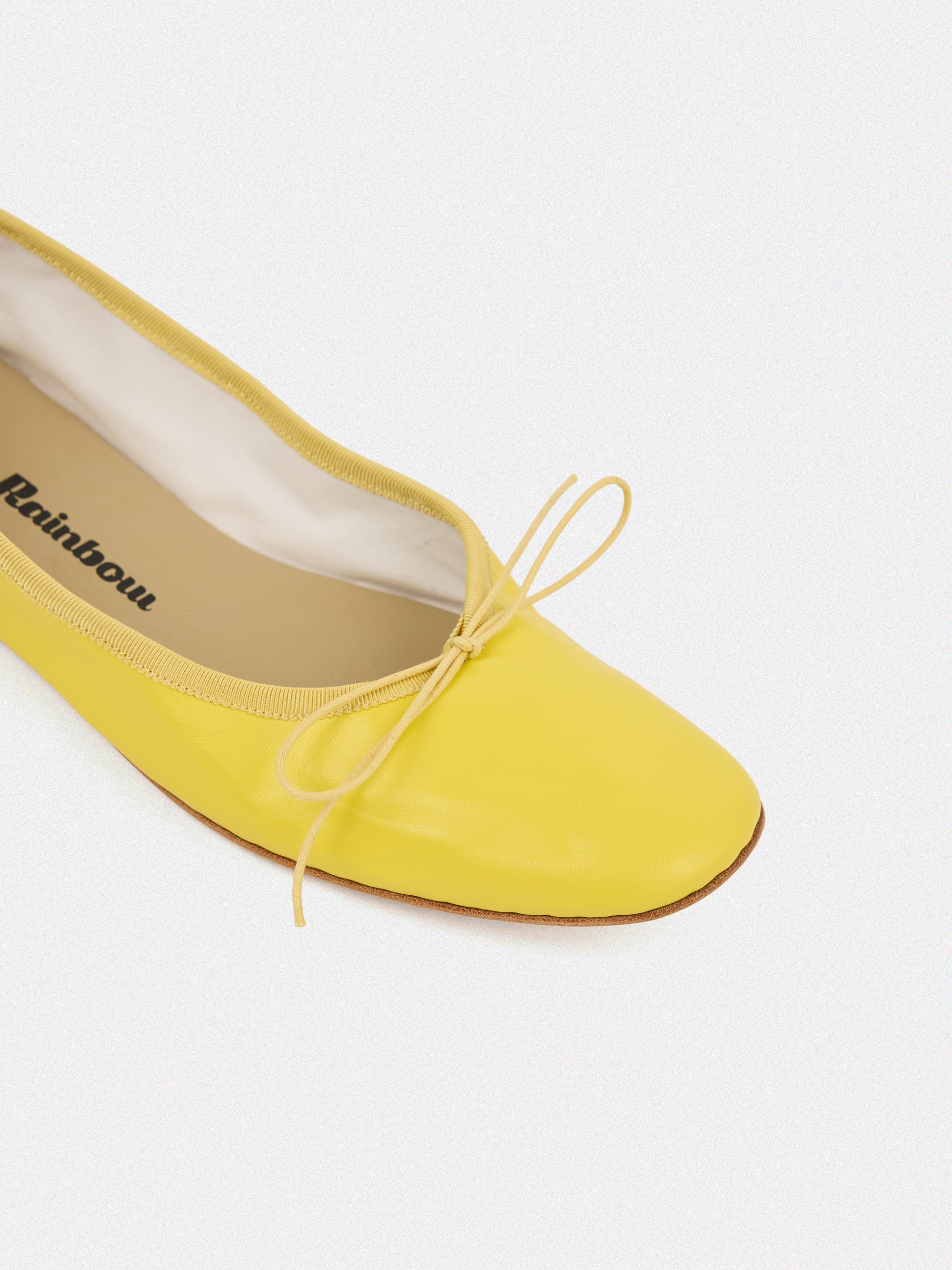 Claire Lemon
