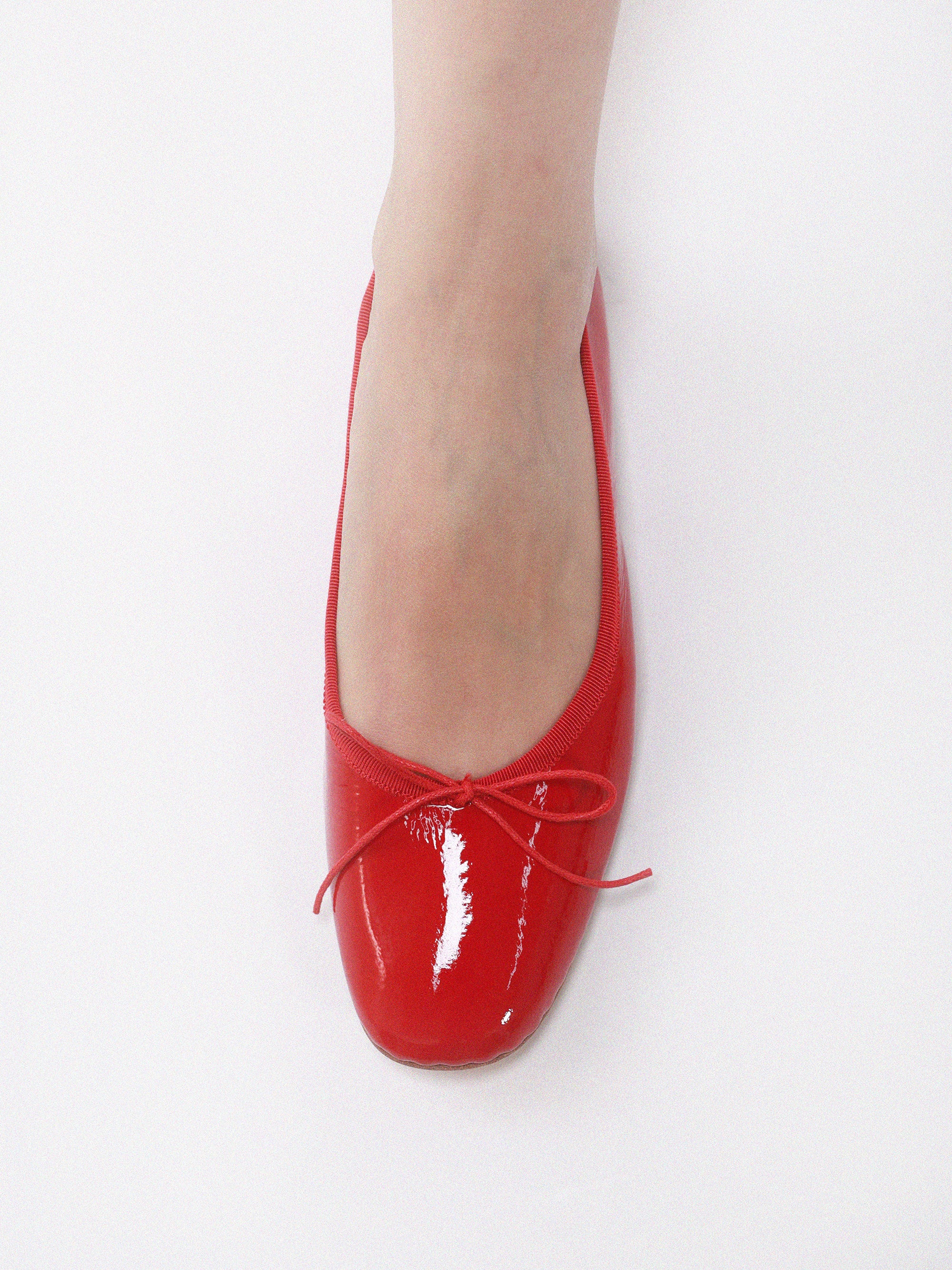 Claire Rouge Verni