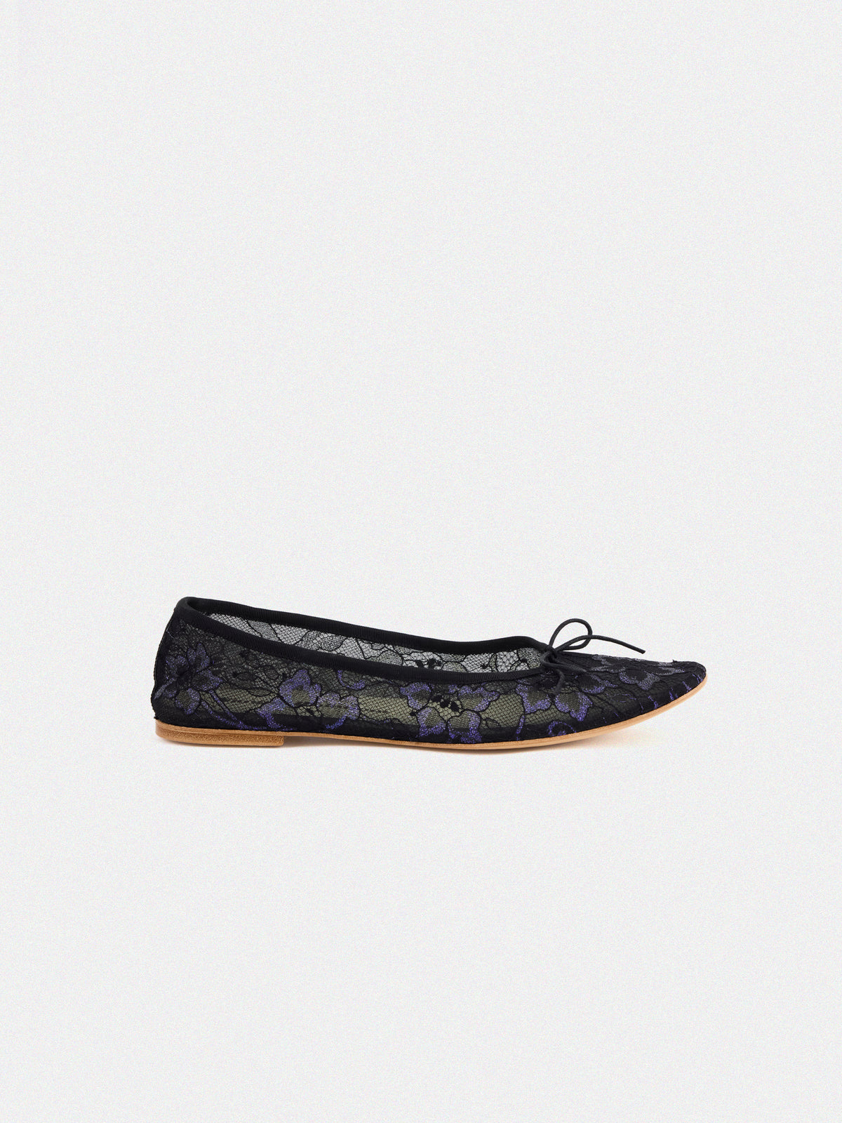 Claire Lace Iris