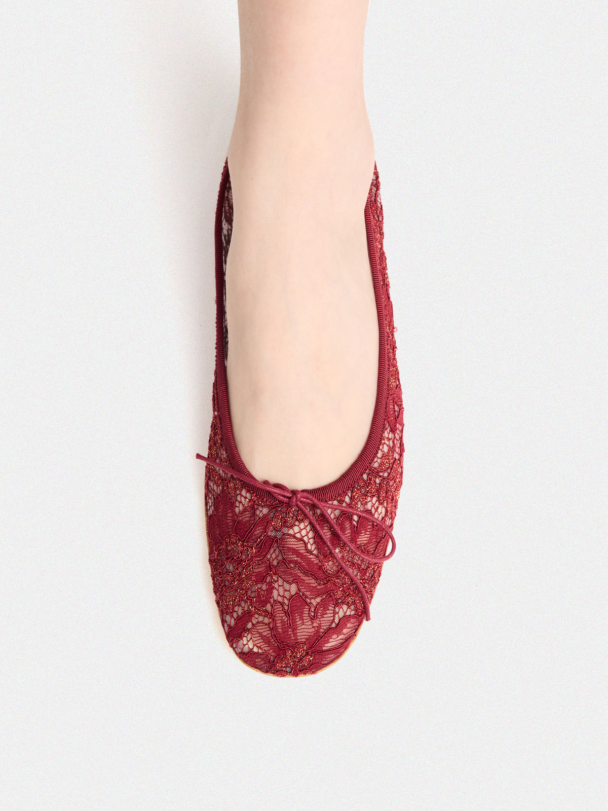 Claire Lace Dahlia